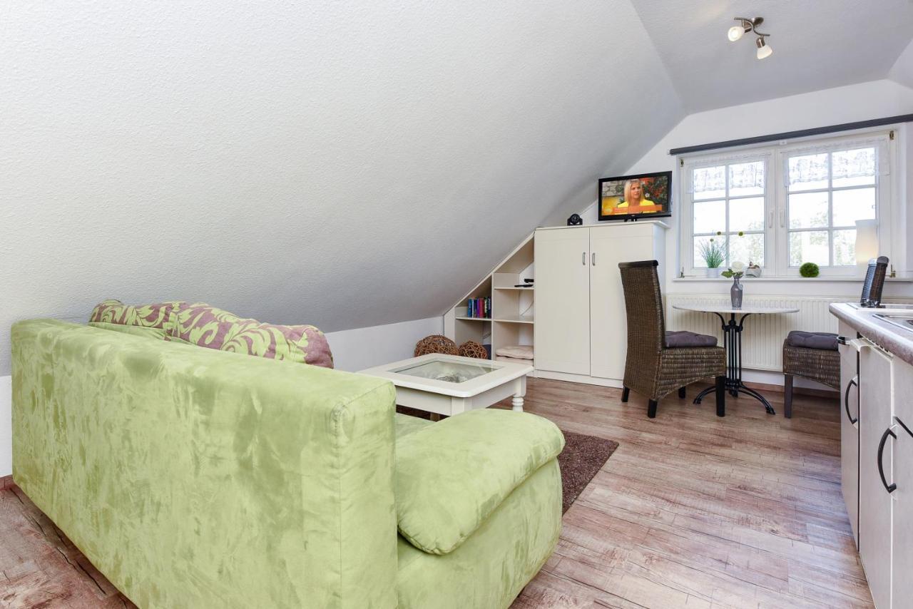 Ferienwohnungen Im Haus Friesische Weite Schillig Buitenkant foto