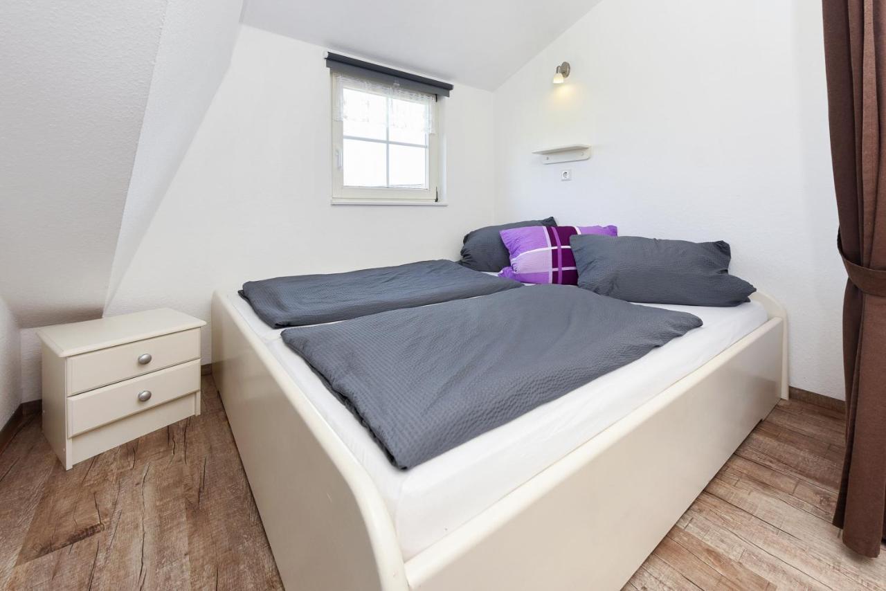 Ferienwohnungen Im Haus Friesische Weite Schillig Buitenkant foto
