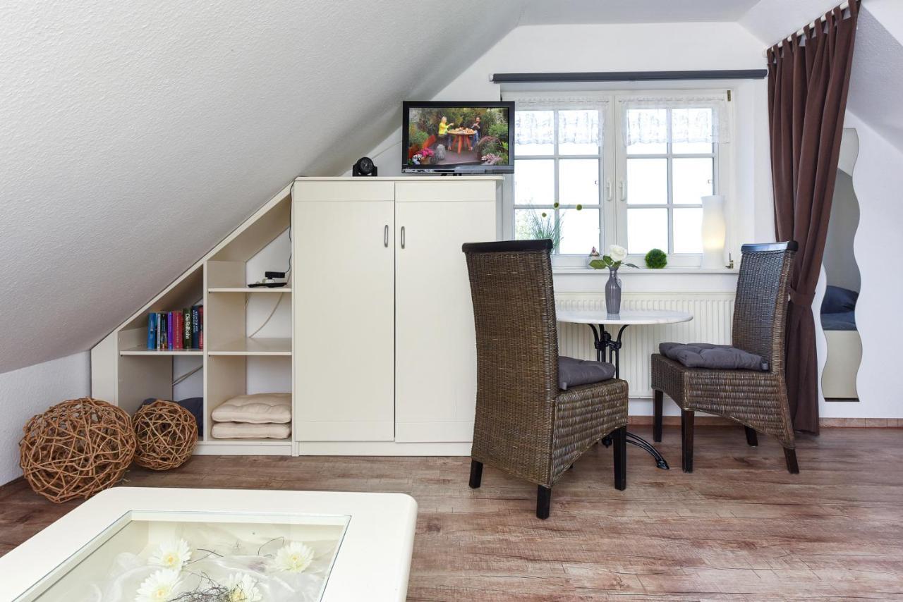 Ferienwohnungen Im Haus Friesische Weite Schillig Buitenkant foto